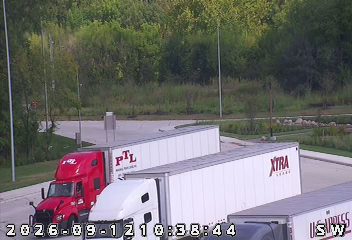 INDOT camera: I-64: 1-064-007-5-ebra-_-cam-1 I-64 EB @ Black River rest area