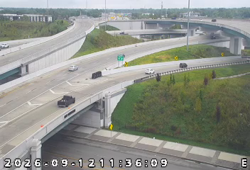 INDOT camera: I-65: 1-065-112-5-_-_-cam-1 I-65/112.5  I-70 NORTH SPLIT