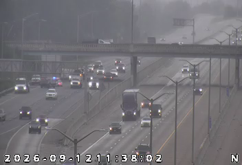 INDOT camera: I-65: 1-065-117-6-1 38TH ST E JCT