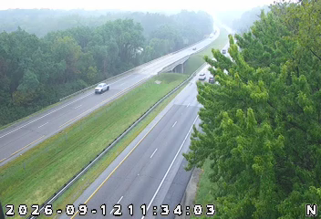 INDOT camera: I-65: 1-065-126-3-_-_-cam-1 I-65/126.3 82ND ST