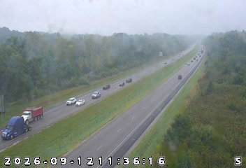 INDOT camera: I-65: 1-065-127-8-_-_-cam-2 I-65/127.8 HENDRICKS CO