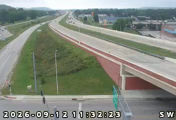INDOT traffic camera: I-69: 1-069-138-1-1 OHIO ST