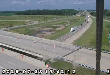 INDOT traffic camera: I-74: 1-074-132-1-1 @ 132.1
