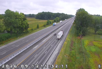 INDOT camera: I-70: 1-070-100-9-_-_-cam-1 I-70/100.9  E OF CR 200W