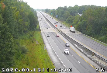 INDOT camera: I-69: 1-069-207-2-1 S OF 126TH ST