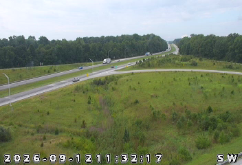 INDOT camera: I-70: 1-070-003-4-2 Darwin Rd