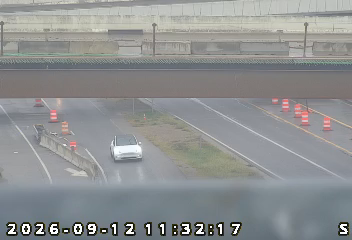 INDOT camera: I-465: 2-031-123-4-1 I-465 NORTH