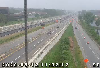 INDOT camera: US 31: 2-031-125-2-_-_-cam-1 US-31/125.2  116TH ST