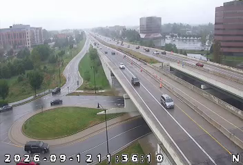 INDOT camera: US 31: 2-031-125-2-_-_-cam-2 US-31/125.2  116TH ST