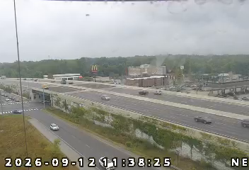 INDOT camera: US 31: 2-031-129-6-_-_-cam-2 US-31/129.6 151ST ST