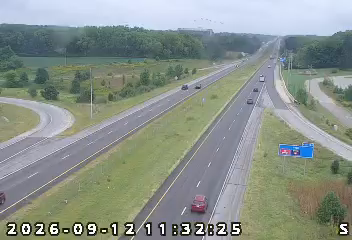 INDOT camera: US 31: 2-031-135-5-_-_-cam-2 US-31/135.7  SR 38