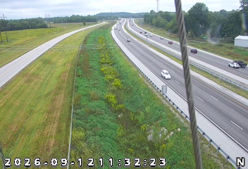 INDOT camera: I-69: 1-069-157-7- - -cam-2 I-69/157.7  S OF COUNTY LINE