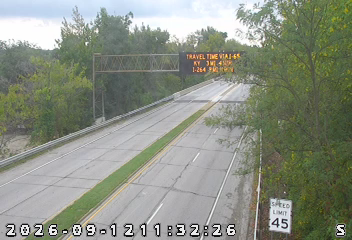 INDOT camera: OLD IN 62 SEC 1: 3-062-147-3-1 BROWNS STATION WAY