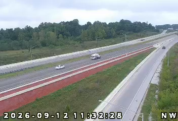 INDOT traffic camera: I-69: 1-069-139-7-2