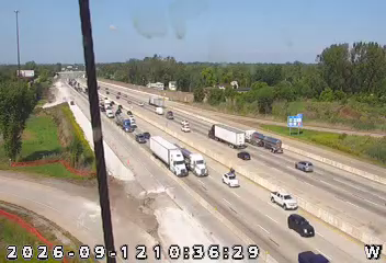INDOT camera: IN 53: 1-094-009-9-1 SR 53/BROADWAY AVE