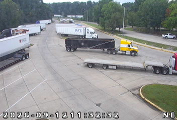 INDOT camera: I-65: 1-065-022-2-nb-ra-cam-2 REST PARK HENRYVILLE NB