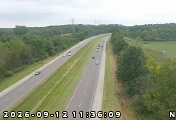 INDOT camera: I-69: 1-069-320-4-1 HOLLOPETER RD