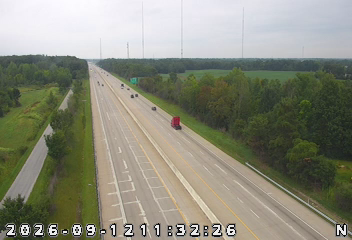INDOT camera: I-69: 1-069-307-6-1 LEESBURG RD