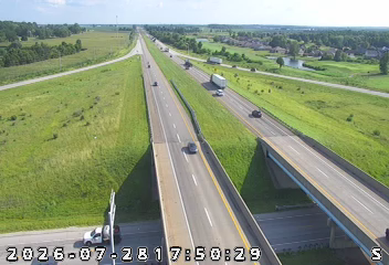 INDOT traffic camera: I-65: 1-065-079-9-1 @ SR 252