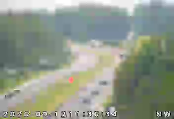 INDOT camera: I-74: 1-074-103-0-_-_-cam-1 I-74/103.0 LONDON RD