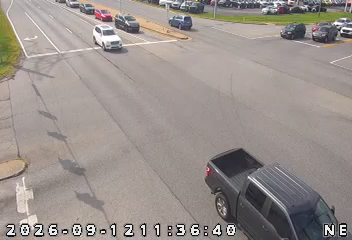 INDOT camera: US 52: 01-079-038-cam1 US52 @ Teal Rd