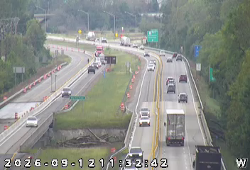 INDOT camera: I-74: 1-074-114-1-_-_-cam-1 I-74/114.1 Knightstown Rd