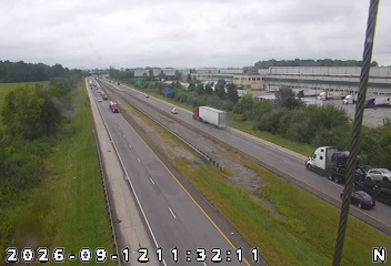 INDOT traffic camera: I-65: 1-065-088-5-1 S OF SR 44