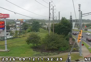 INDOT camera: US 136: 11-049-044-cam CRAWFORDSVILLE RD & HIGH SCHOOL RD